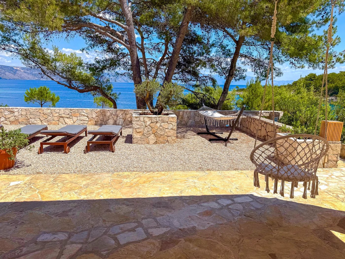 Outdoor at Villa Aqua — photo 9